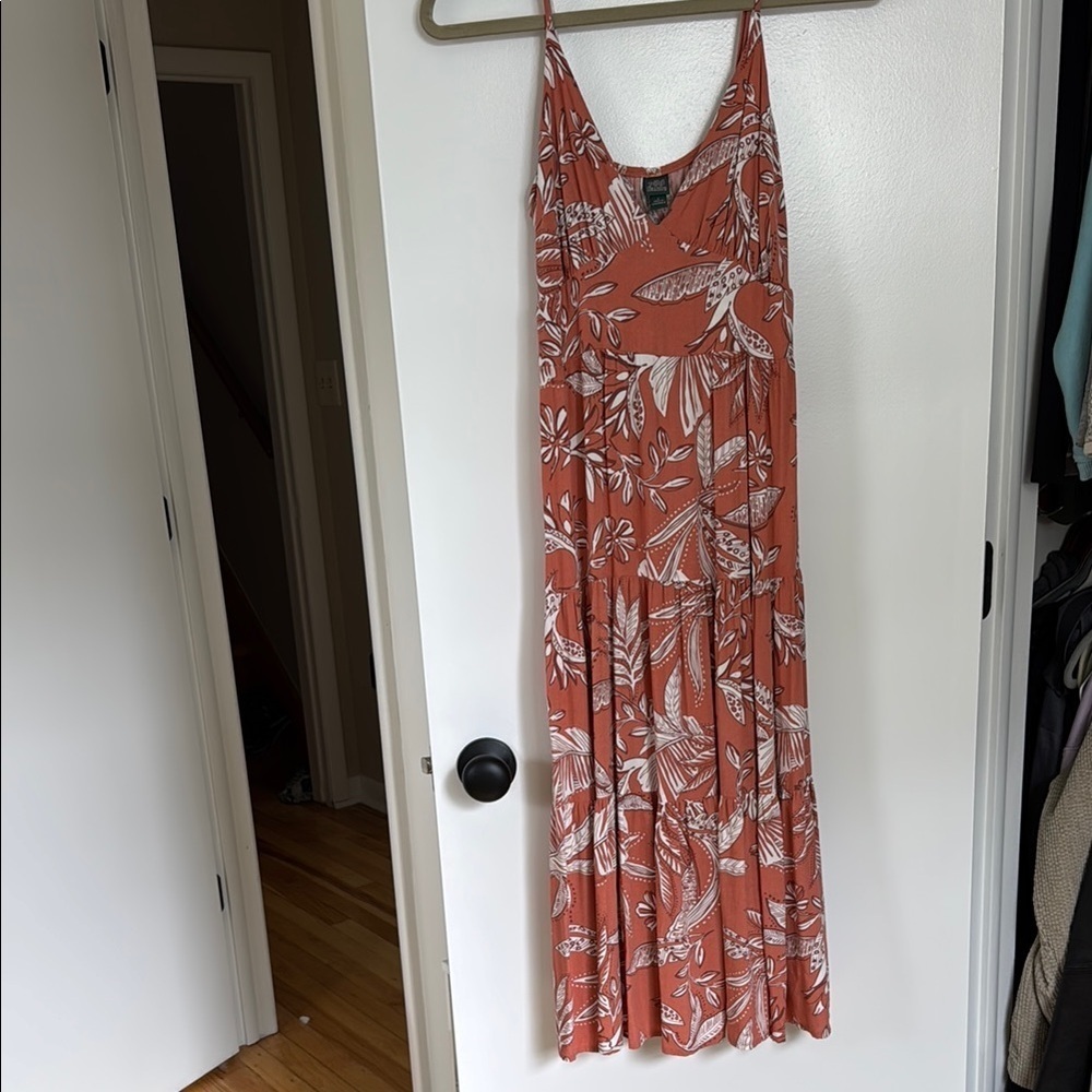 Wild fable salmon pink/mauve floral midi dress